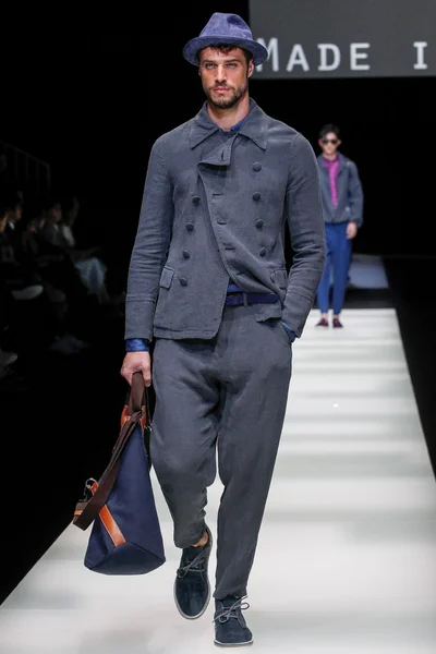 Look 38